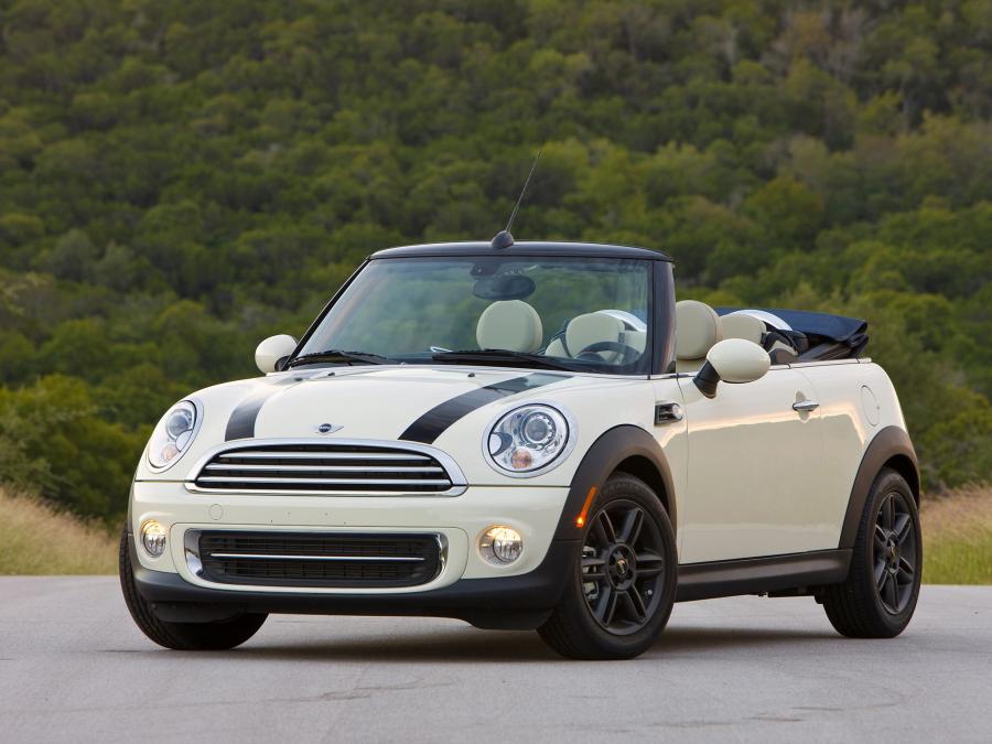  Mini Cooper Cabrio 2010 года  (US) (фото 1 из 30)